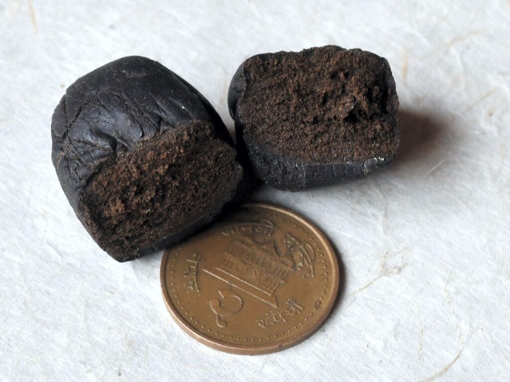 Hand-rubbed charas from Nepal