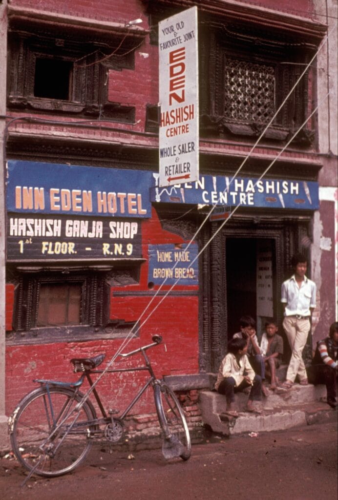 Eden Hashish Centre, laillinen hasiskauppa Kathmandussa vuonna 1973
